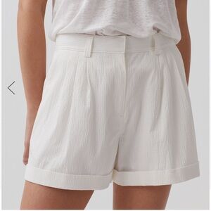 Comptoir des Cotonniers white seersucker shorts small